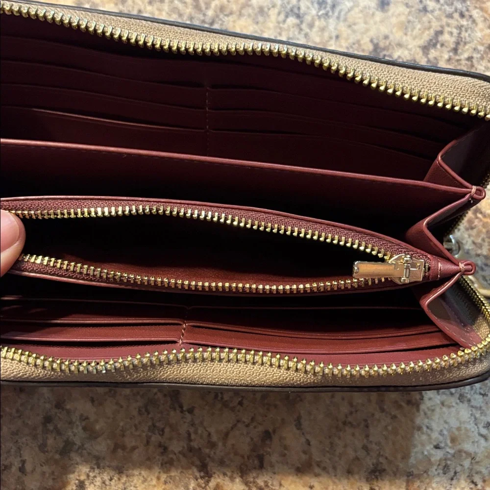Coach Pebble Leather Wristlet
